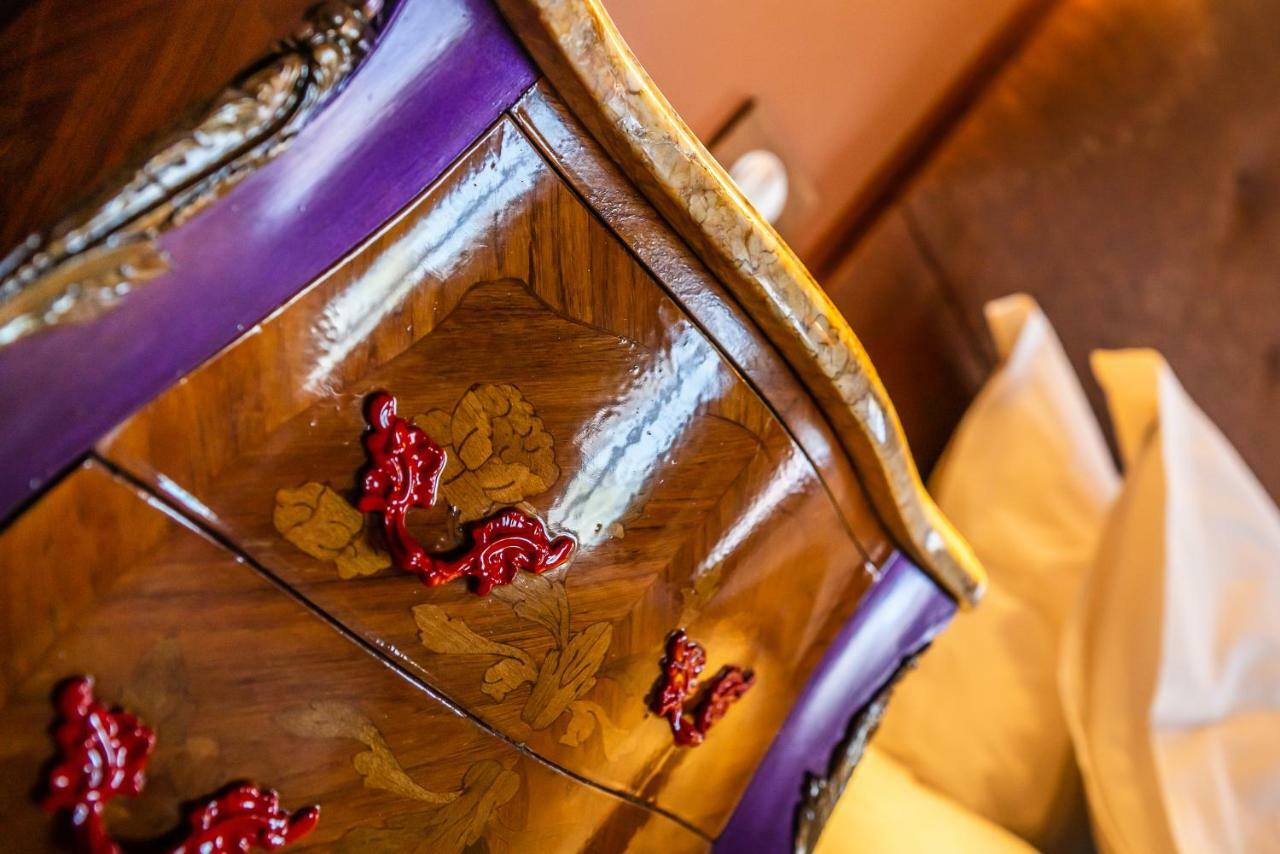Brit Hotel Privilege Lisieux - La Villa Des Arts 外观 照片